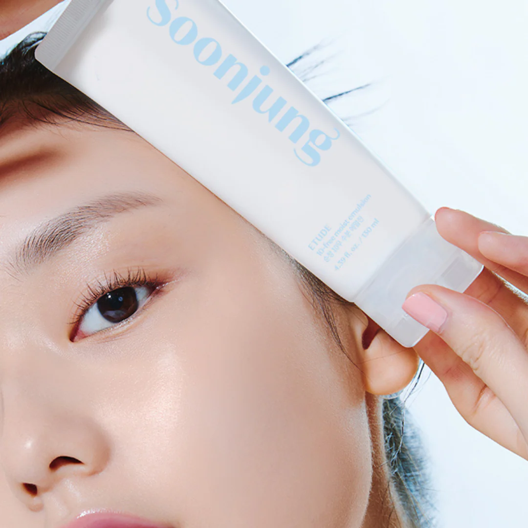 ETUDE HOUSE Soon Jung 10 Free Moist Emulsion (130ml) - Image 3