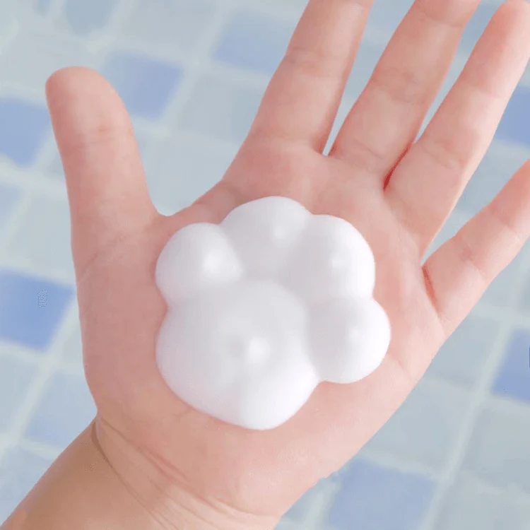 KAO Bioré Foaming Hand Soap (240ml) - Image 4
